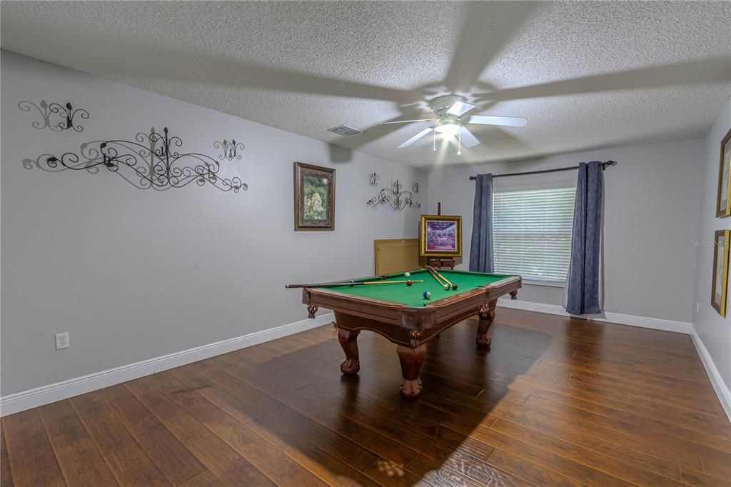 For Sale: $445,000 (6 beds, 4 baths, 4216 Square Feet)