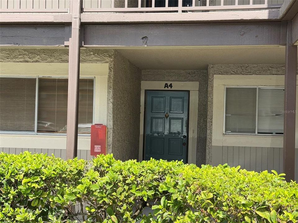 For Sale: $150,000 (2 beds, 2 baths, 1068 Square Feet)