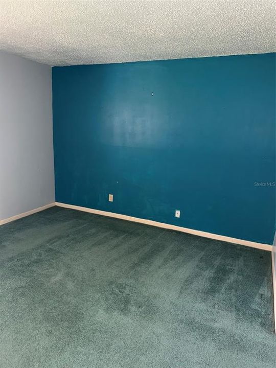 For Sale: $150,000 (2 beds, 2 baths, 1068 Square Feet)