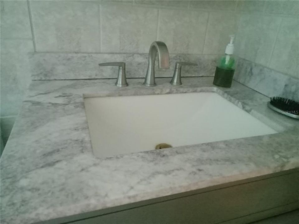 En Venta: $236,360 (2 camas, 1 baños, 1073 Pies cuadrados)