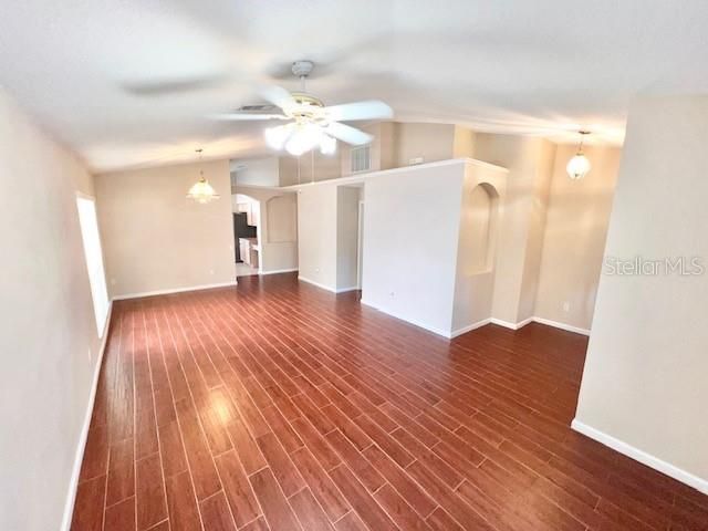 For Rent: $2,450 (3 beds, 2 baths, 2042 Square Feet)