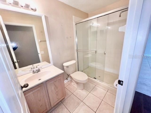 For Rent: $2,450 (3 beds, 2 baths, 2042 Square Feet)