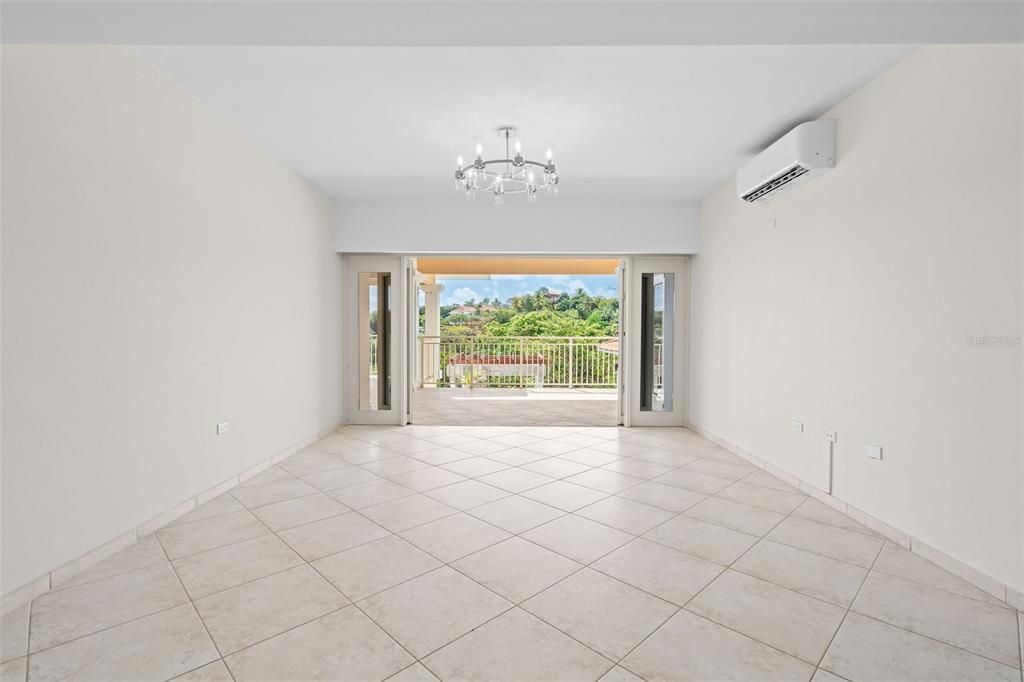 En Venta: $3,000,000 (5 camas, 5 baños, 5383 Pies cuadrados)