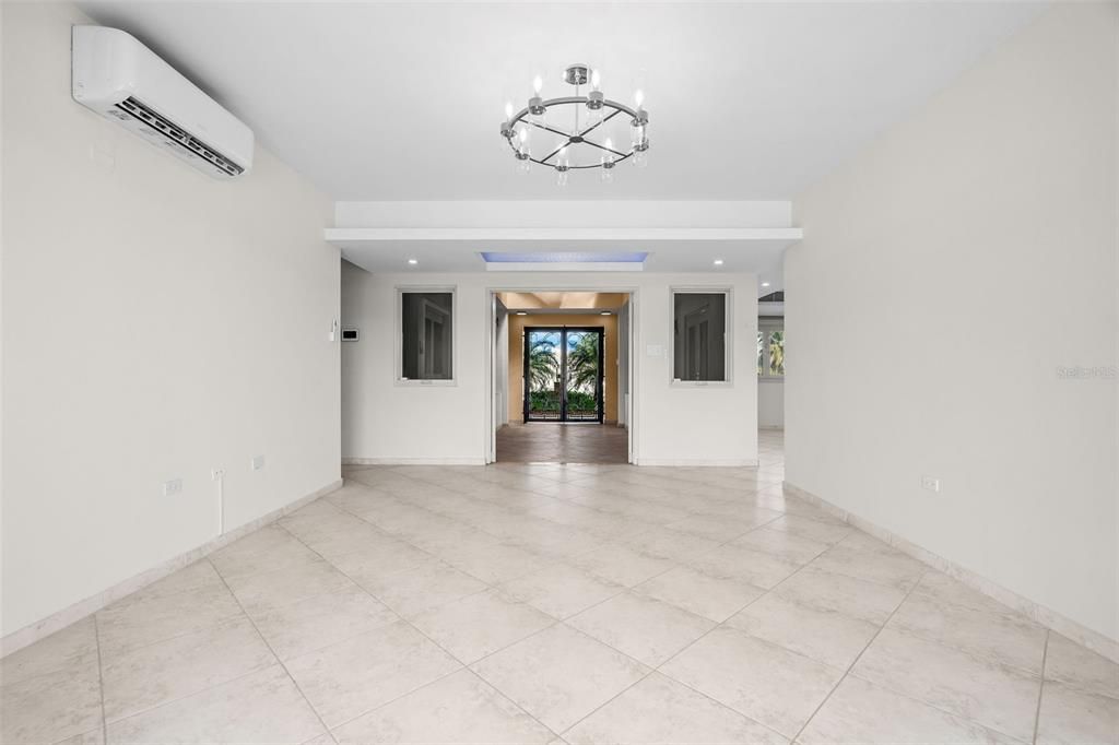 En Venta: $3,000,000 (5 camas, 5 baños, 5383 Pies cuadrados)