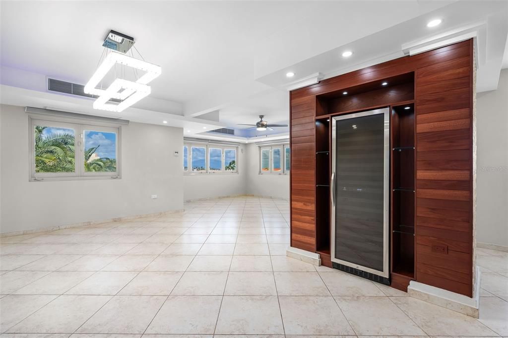 En Venta: $3,000,000 (5 camas, 5 baños, 5383 Pies cuadrados)