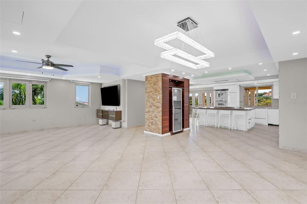 En Venta: $3,000,000 (5 camas, 5 baños, 5383 Pies cuadrados)