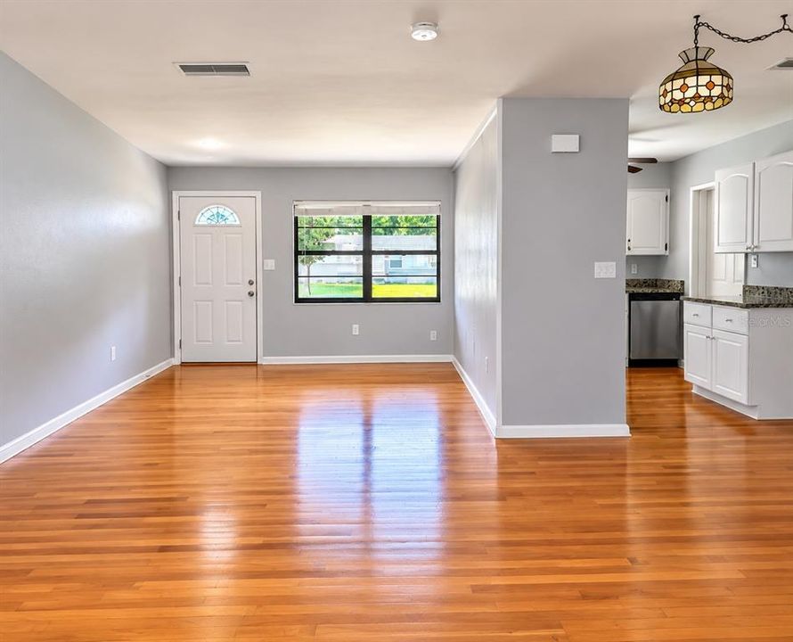En Venta: $274,900 (3 camas, 1 baños, 1436 Pies cuadrados)