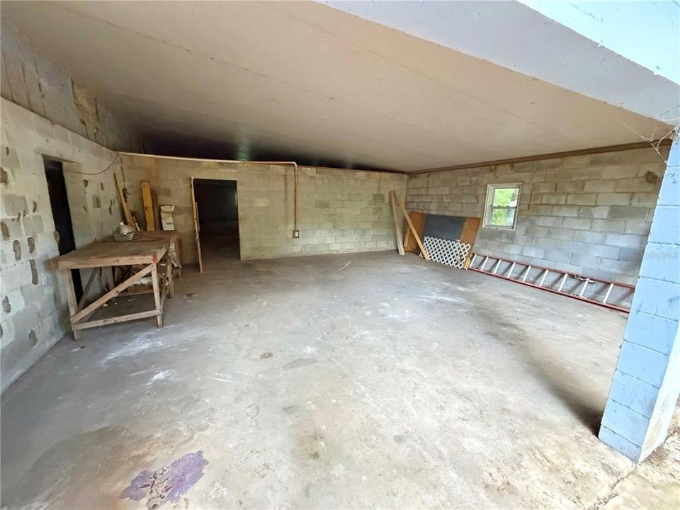 En Venta: $270,000 (3 camas, 2 baños, 2232 Pies cuadrados)