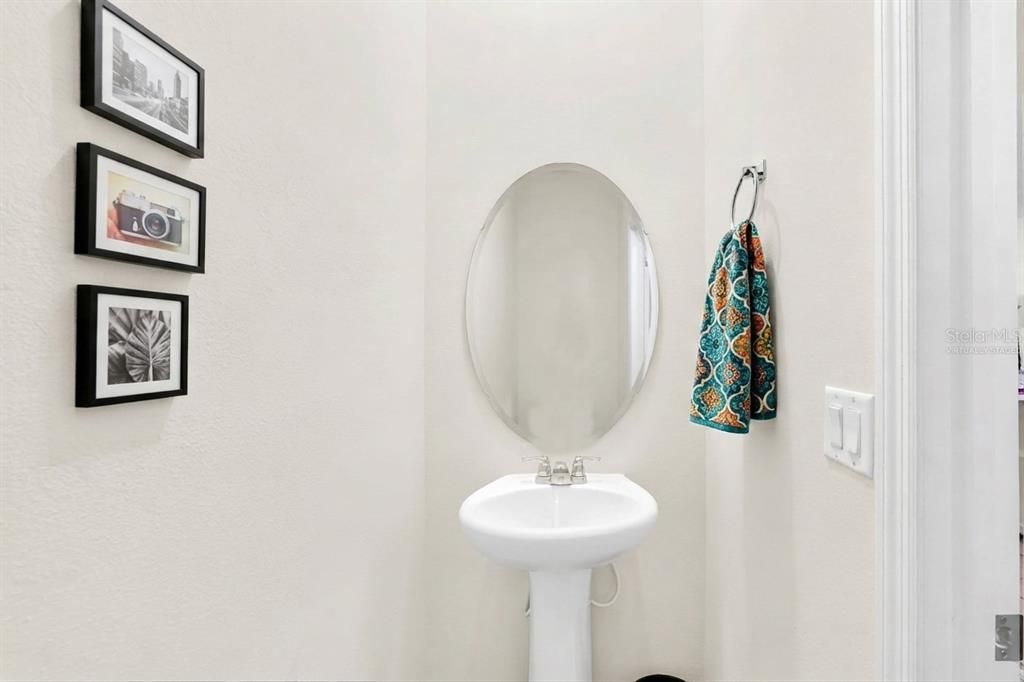 For Sale: $260,000 (3 beds, 2 baths, 1720 Square Feet)
