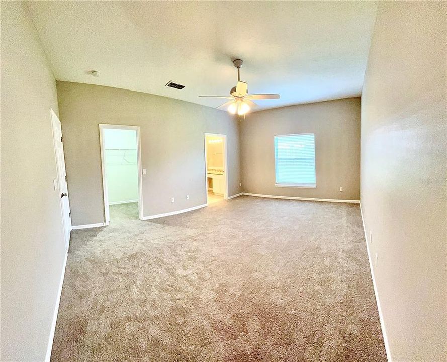 For Rent: $2,300 (3 beds, 2 baths, 1550 Square Feet)