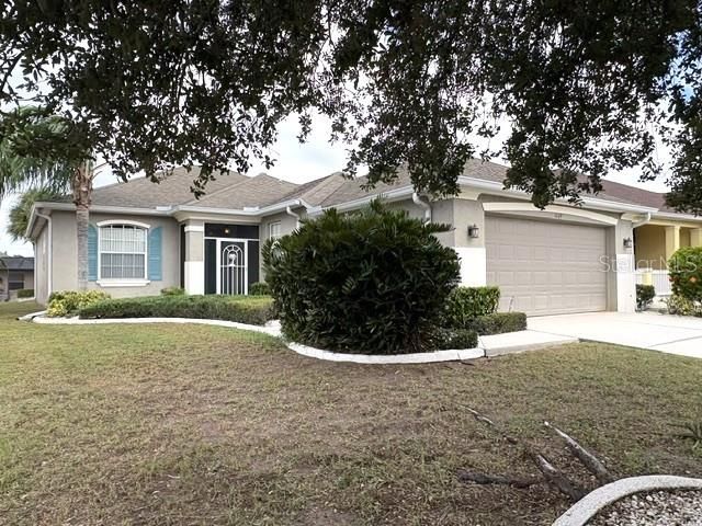 For Rent: $1,995 (3 beds, 2 baths, 1576 Square Feet)