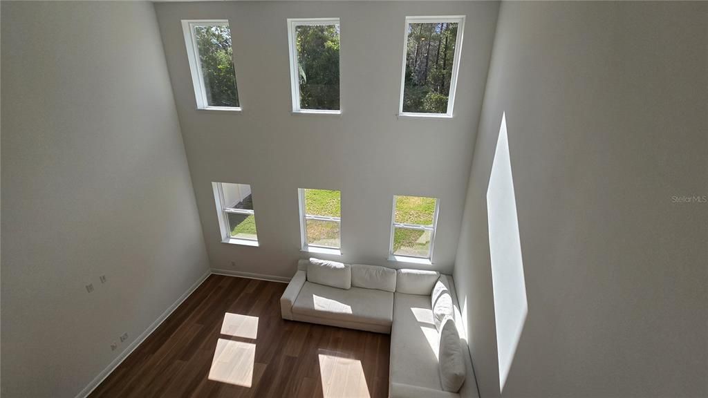 В аренду: $3,800 (5 спален, 4 ванн, 3542 Квадратных фут)