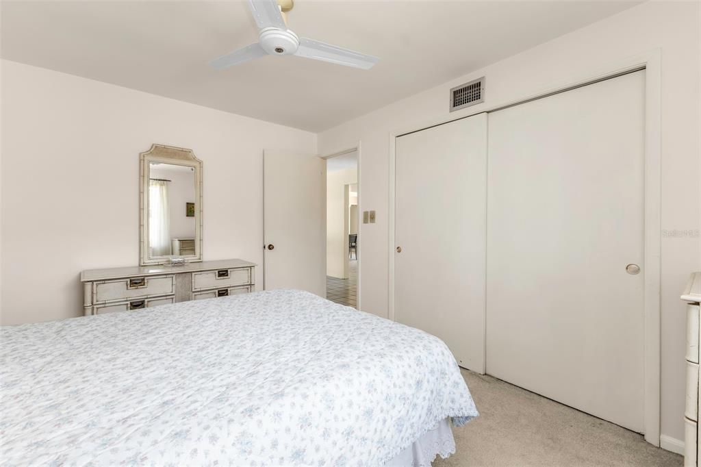 For Sale: $274,000 (3 beds, 2 baths, 1777 Square Feet)