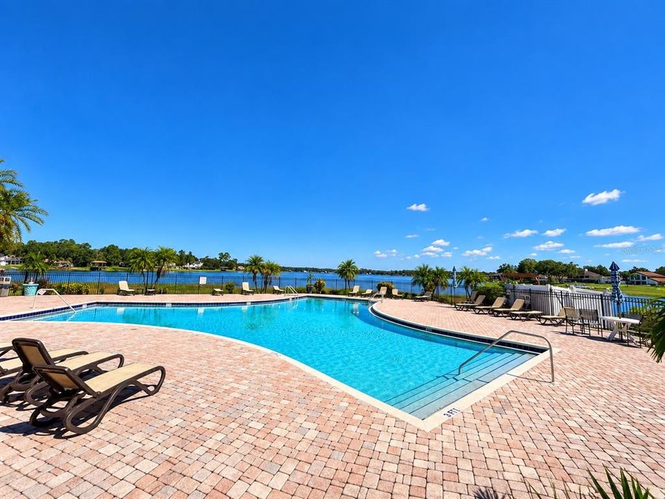 For Rent: $1,350 (1 beds, 1 baths, 644 Square Feet)