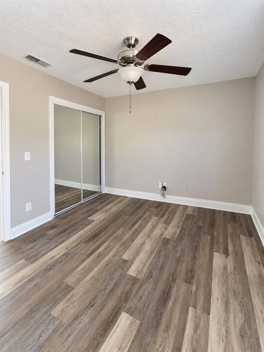 For Rent: $1,350 (1 beds, 1 baths, 644 Square Feet)