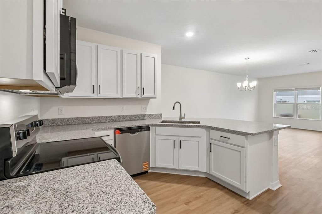 En Venta: $229,617 (3 camas, 2 baños, 1557 Pies cuadrados)
