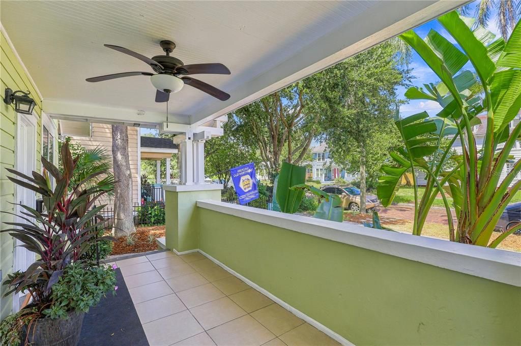 For Sale: $1,000,000 (5 beds, 4 baths, 2369 Square Feet)