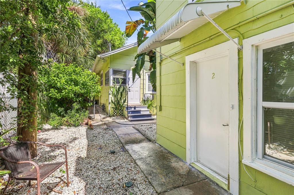 For Sale: $1,000,000 (5 beds, 4 baths, 2369 Square Feet)