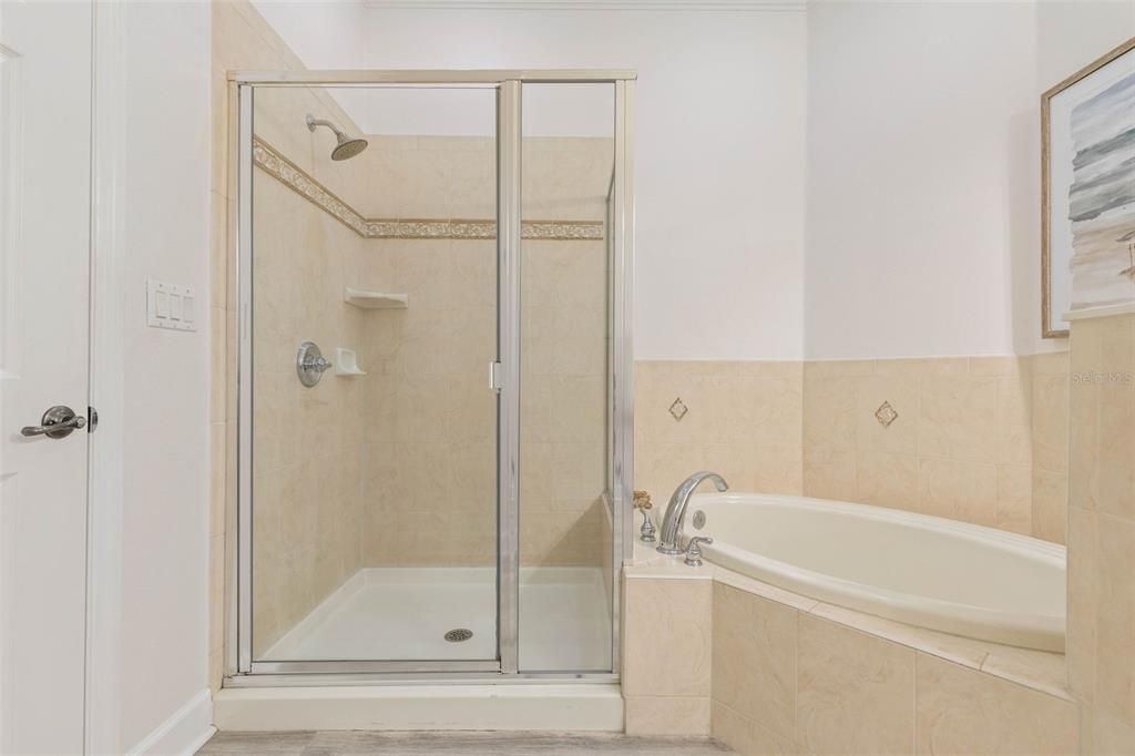 For Sale: $419,000 (3 beds, 2 baths, 1264 Square Feet)