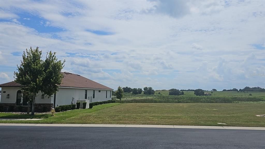 待售: $99,000 (0.29 acres)