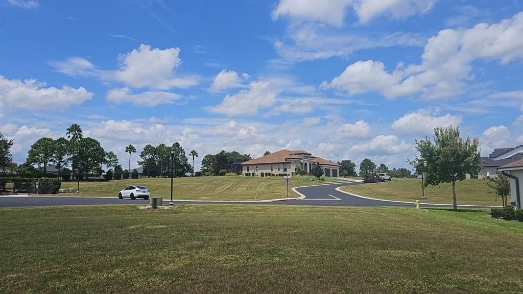 待售: $99,000 (0.29 acres)
