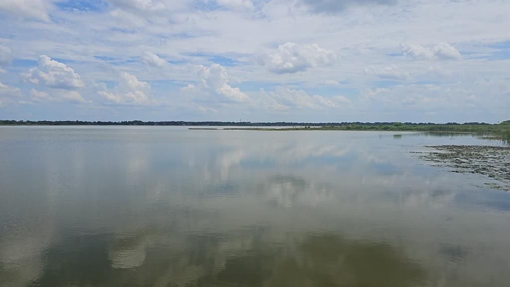 待售: $99,000 (0.29 acres)