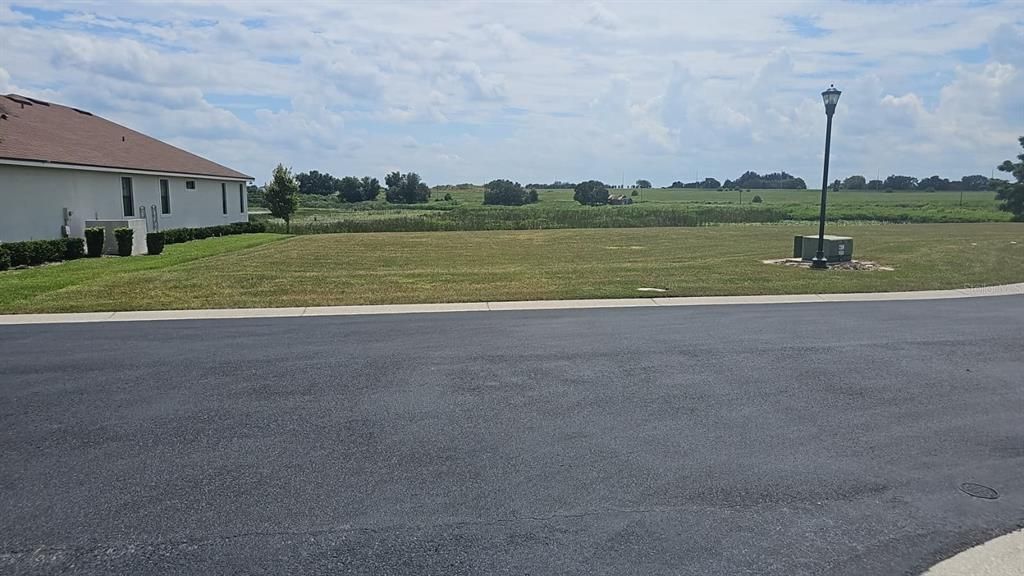 待售: $99,000 (0.29 acres)