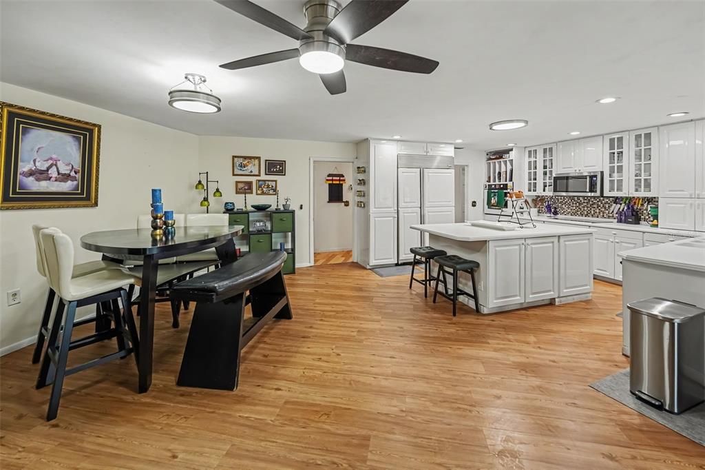 For Sale: $1,000,000 (4 beds, 3 baths, 4391 Square Feet)