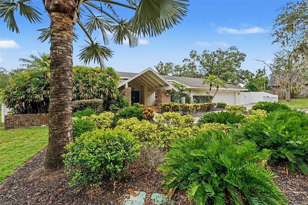 For Sale: $1,000,000 (4 beds, 3 baths, 4391 Square Feet)