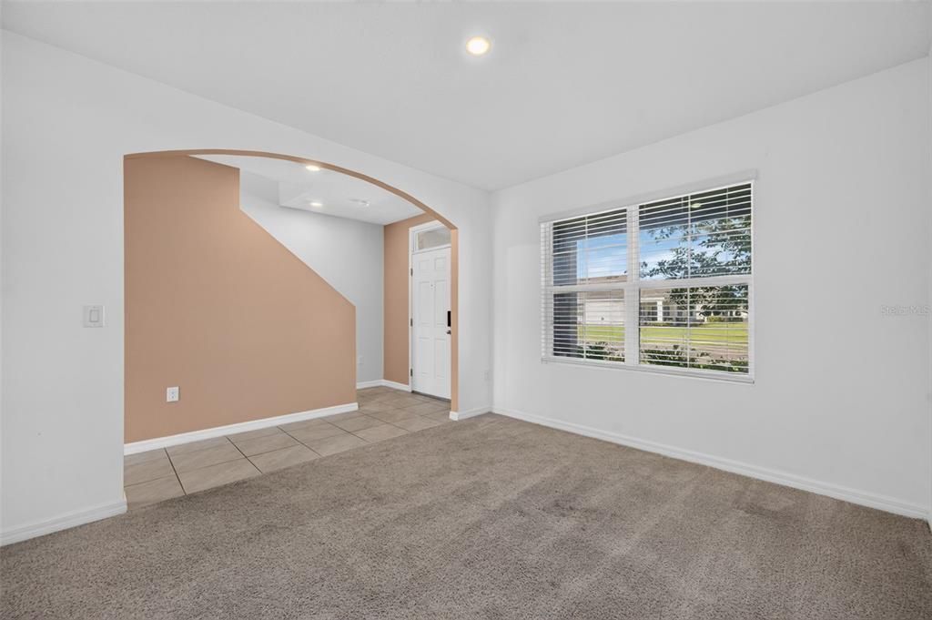 For Sale: $464,900 (5 beds, 3 baths, 2889 Square Feet)