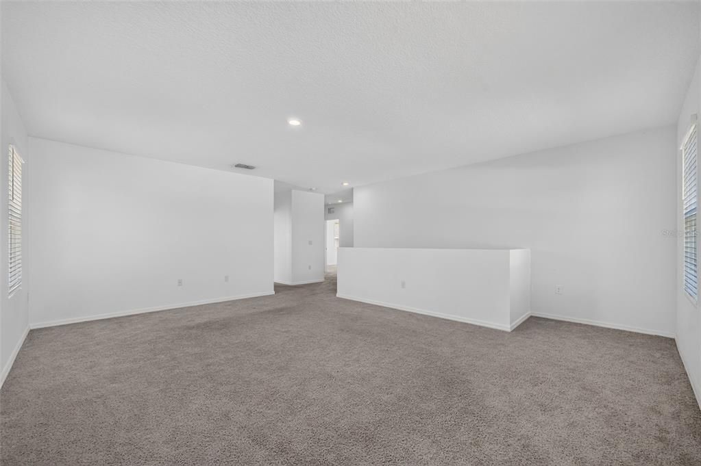 For Sale: $464,900 (5 beds, 3 baths, 2889 Square Feet)