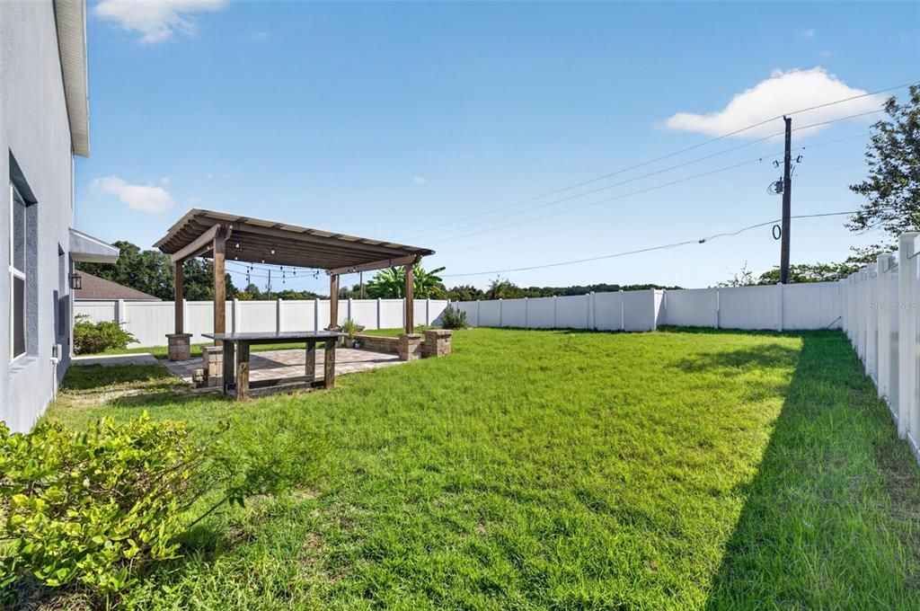 For Sale: $464,900 (5 beds, 3 baths, 2889 Square Feet)