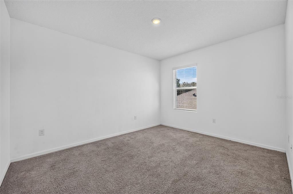 For Sale: $464,900 (5 beds, 3 baths, 2889 Square Feet)