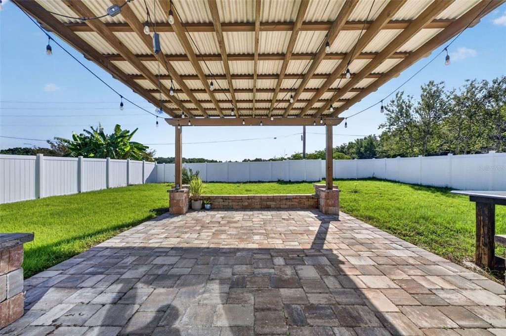 For Sale: $464,900 (5 beds, 3 baths, 2889 Square Feet)