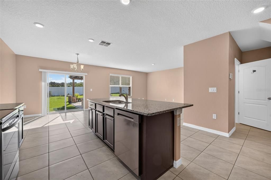 For Sale: $464,900 (5 beds, 3 baths, 2889 Square Feet)