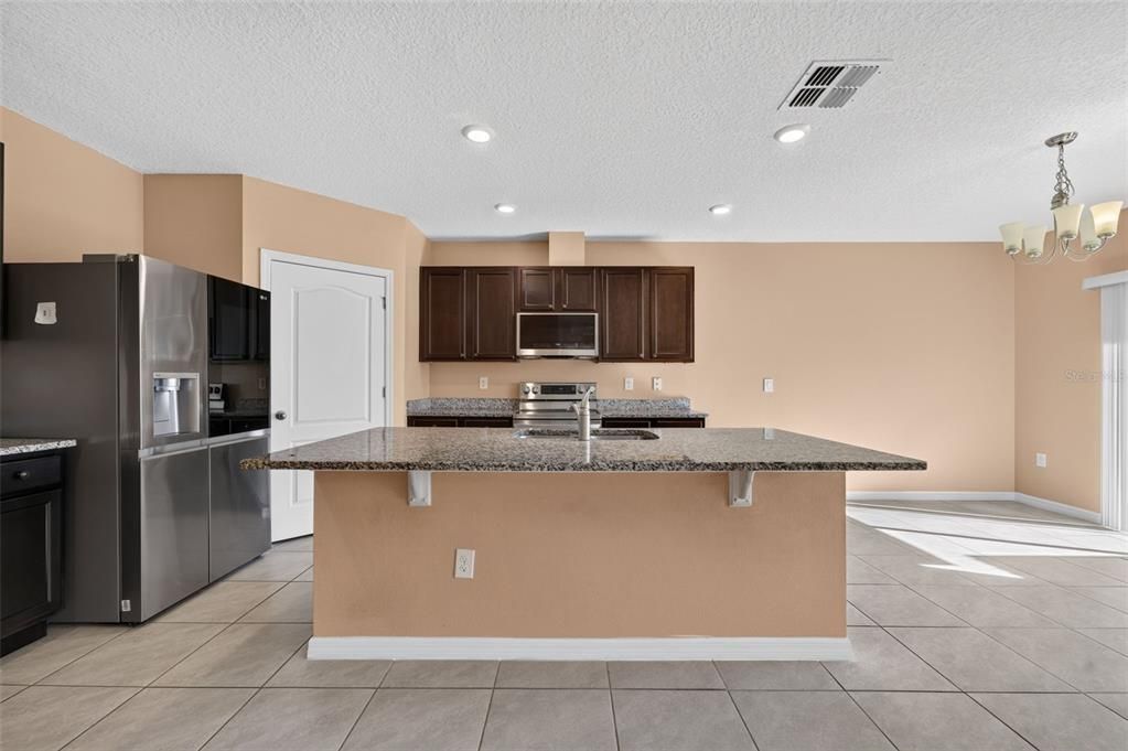 For Sale: $464,900 (5 beds, 3 baths, 2889 Square Feet)