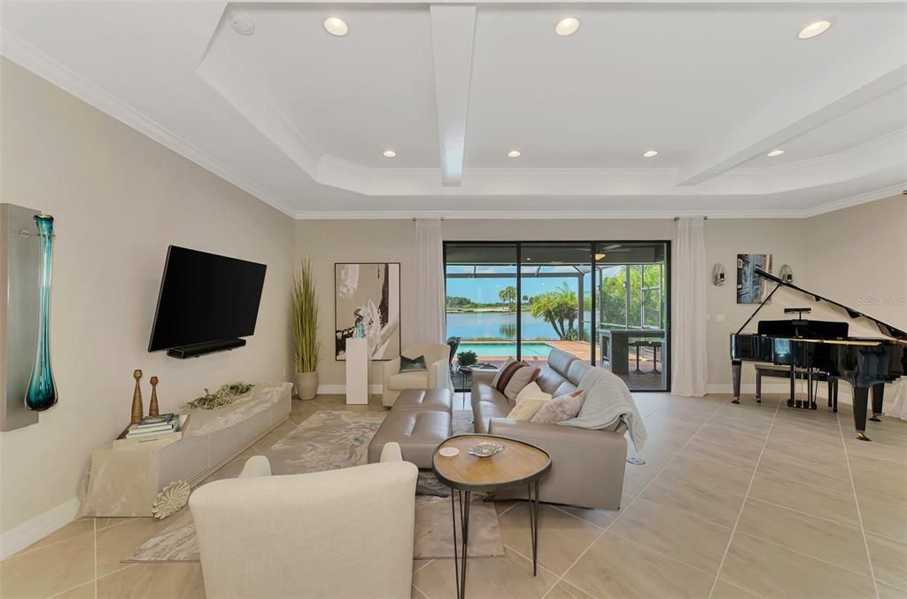 For Sale: $709,000 (2 beds, 2 baths, 1858 Square Feet)