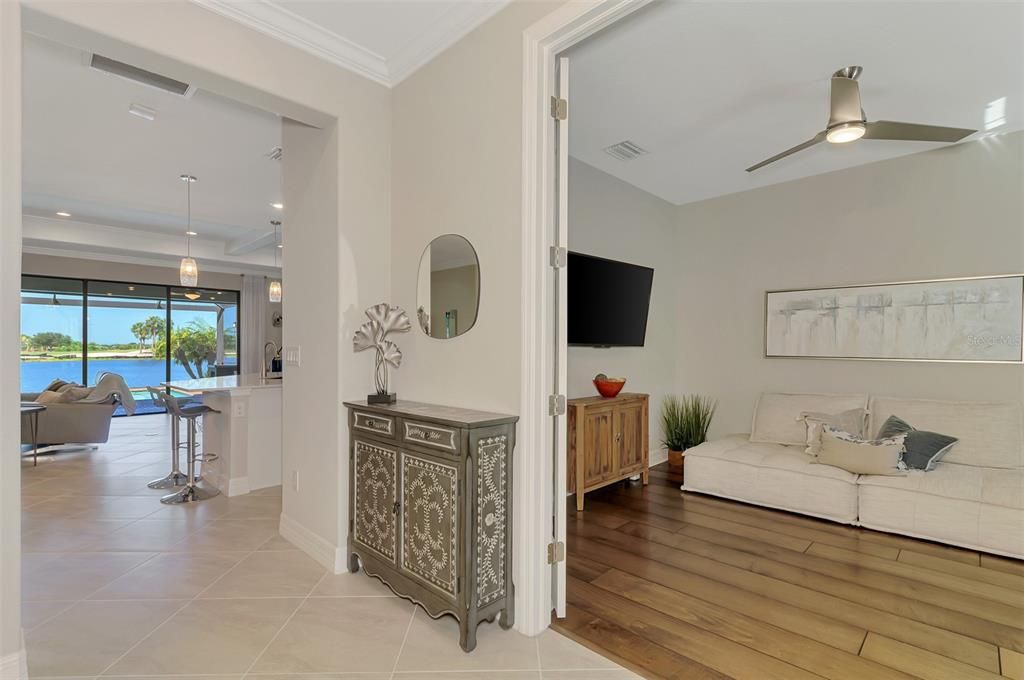 For Sale: $709,000 (2 beds, 2 baths, 1858 Square Feet)