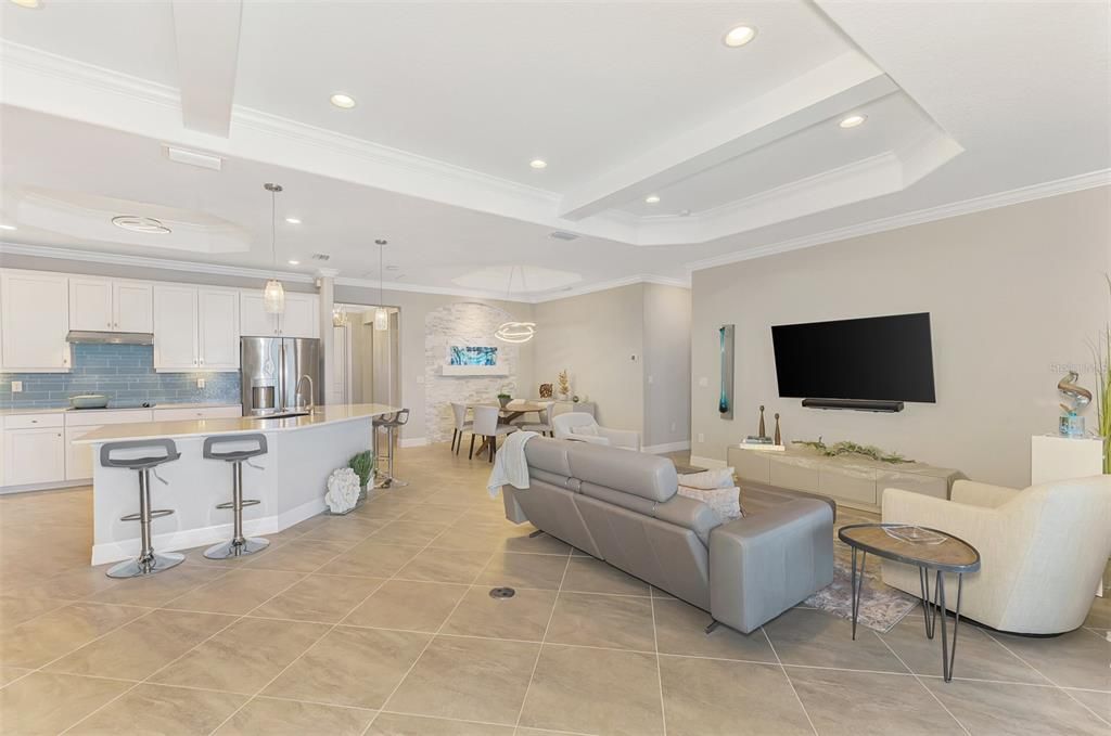 For Sale: $709,000 (2 beds, 2 baths, 1858 Square Feet)