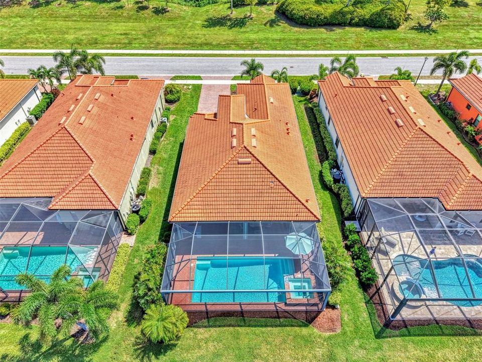 For Sale: $709,000 (2 beds, 2 baths, 1858 Square Feet)