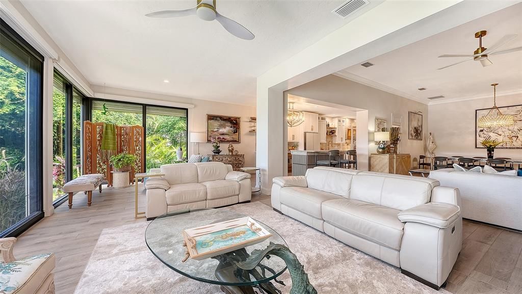 For Sale: $1,295,000 (3 beds, 2 baths, 2850 Square Feet)