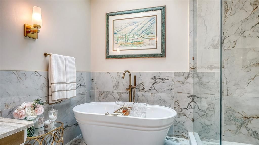For Sale: $1,295,000 (3 beds, 2 baths, 2850 Square Feet)