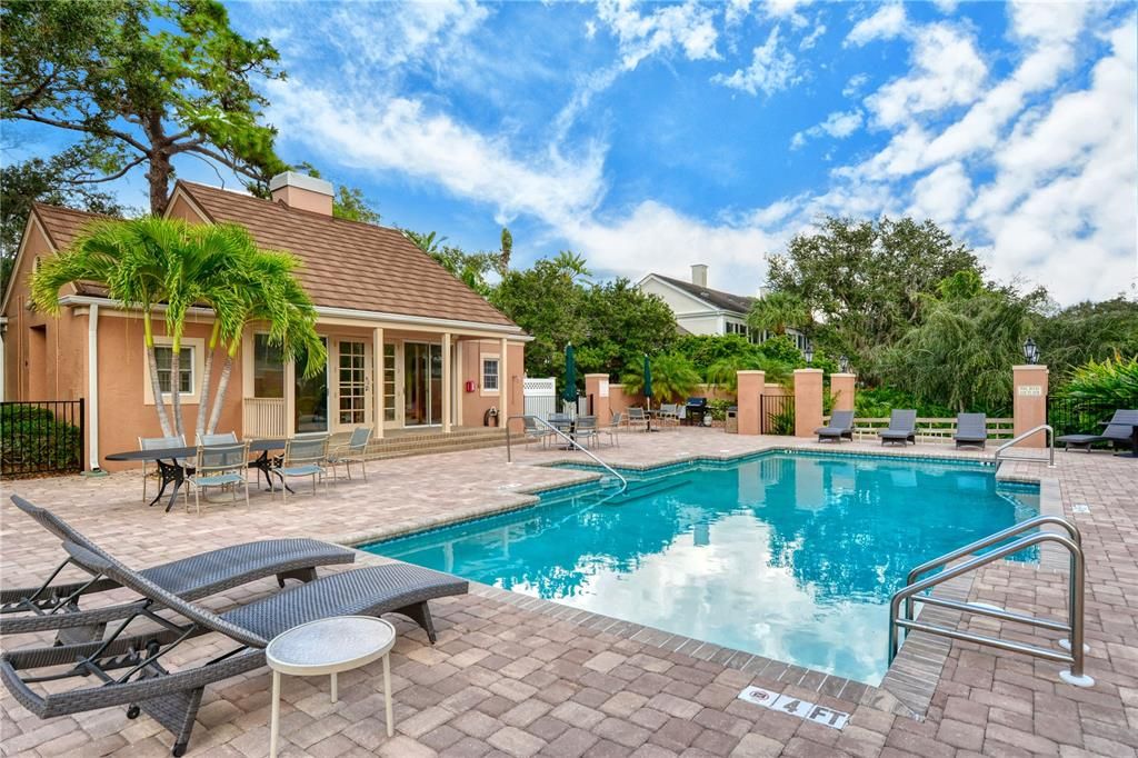 For Sale: $1,295,000 (3 beds, 2 baths, 2850 Square Feet)