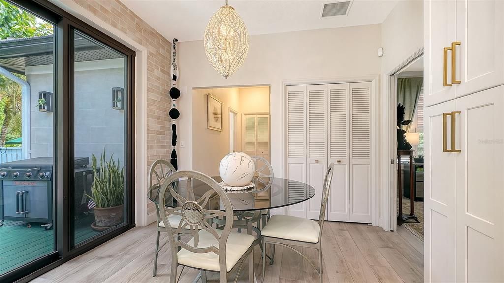 For Sale: $1,295,000 (3 beds, 2 baths, 2850 Square Feet)