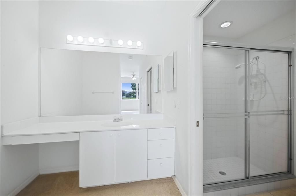 En Venta: $257,500 (2 camas, 2 baños, 1390 Pies cuadrados)