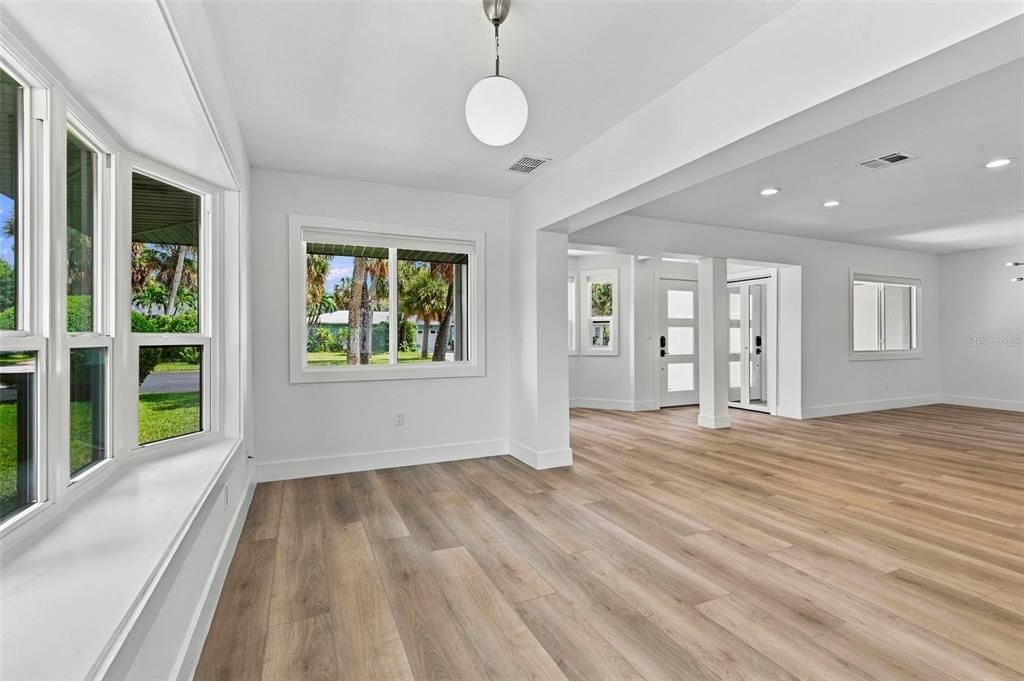 For Rent: $6,000 (3 beds, 2 baths, 1588 Square Feet)