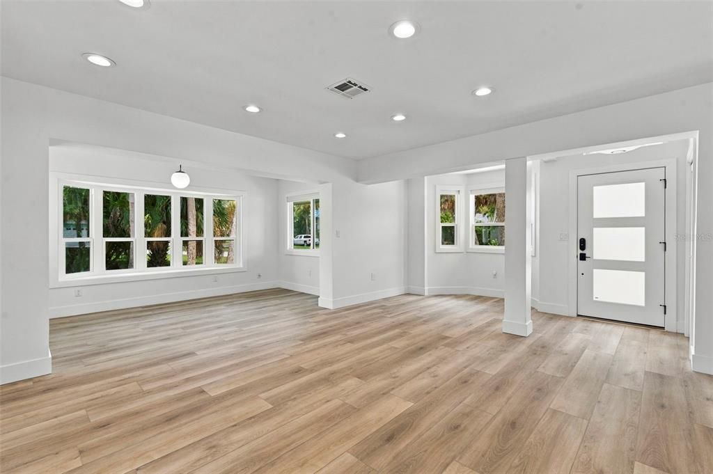 For Rent: $6,000 (3 beds, 2 baths, 1588 Square Feet)