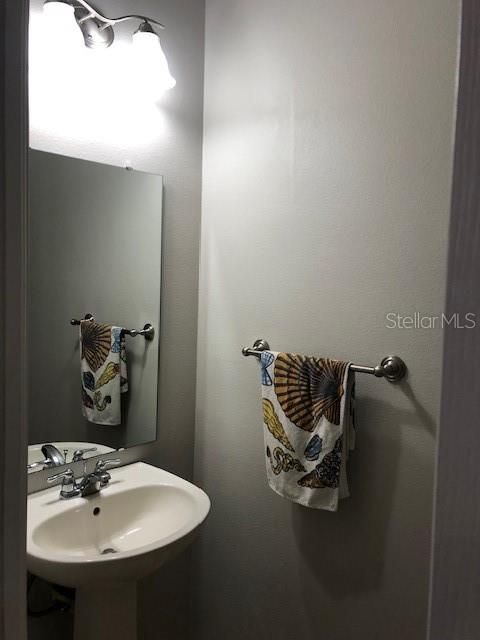 В аренду: $2,100 (3 спален, 2 ванн, 1290 Квадратных фут)