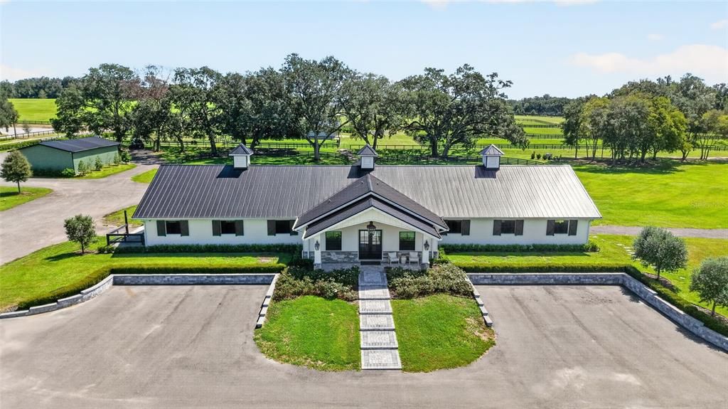 For Sale: $4,950,000 (3 beds, 3 baths, 1200 Square Feet)