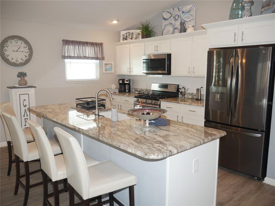 For Sale: $429,900 (3 beds, 2 baths, 1791 Square Feet)